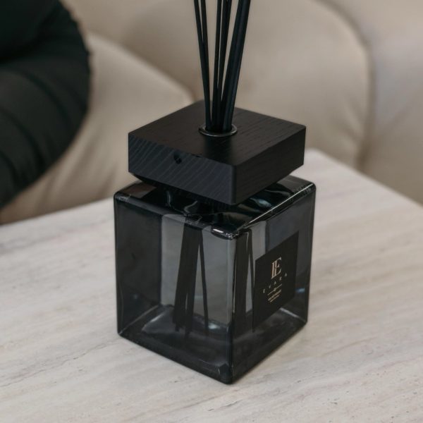 Evara Velvet Rouge Black Reed Diffuser Set - 1000ml