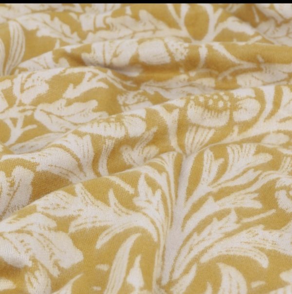 Acorn Tonal Jacquard Throw Gold