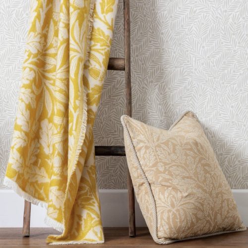 Screenshot Acorn Tonal Jacquard Throw Gold